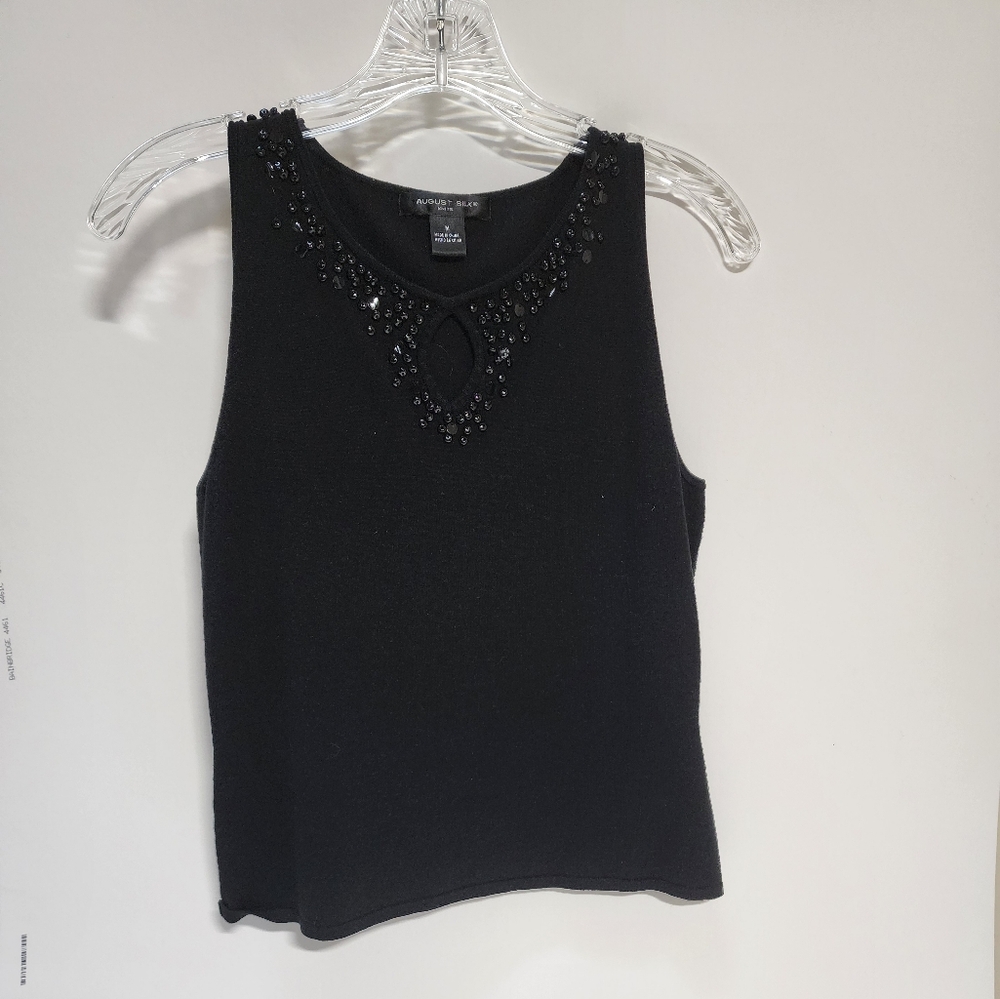 BLACK SLEEVELESS BEADED NECKLINE TOP SIZE M